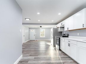 5006  Bartlett Avenue , Dallas Texas 75216