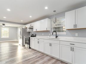 5006  Bartlett Avenue , Dallas Texas 75216