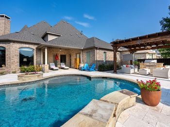 675  Featherstone Drive 