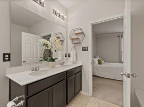 537  Running Water Trail , Fort Worth Texas 76131