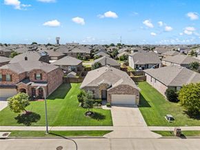 537  Running Water Trail , Fort Worth Texas 76131