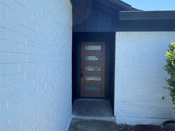 8237  Albert Street , White Settlement Texas 76108