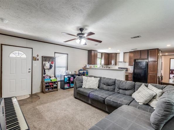 502  Sheriff Avenue , Little Elm Texas 75068