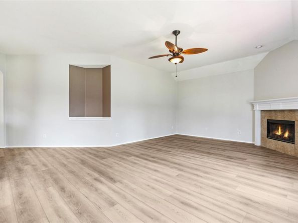6715  Highland Crest Lane , Sachse Texas 75048