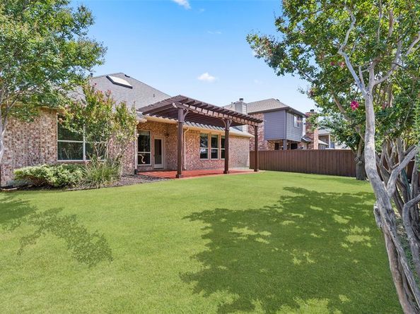 6715  Highland Crest Lane , Sachse Texas 75048