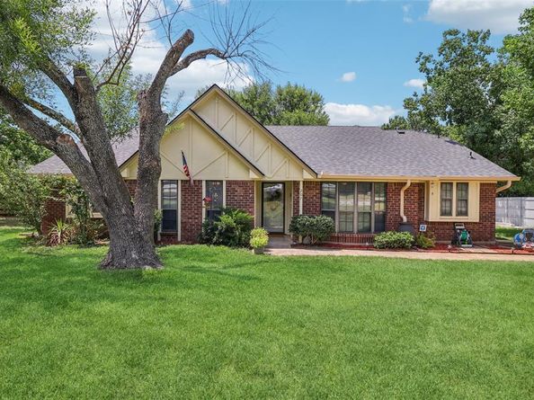 207  Stone Canyon Drive , Highland Village Texas 75077