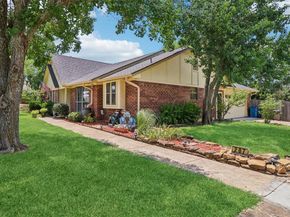 207  Stone Canyon Drive , Highland Village Texas 75077