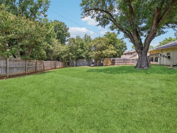 207  Stone Canyon Drive , Highland Village Texas 75077