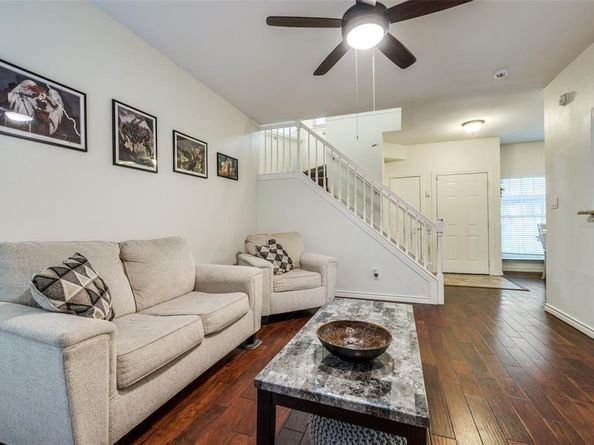 2409  Northlake Court , Irving Texas 75038