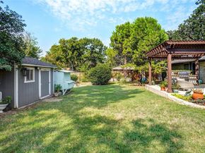 1000  Lynhurst Lane , Denton Texas 76205