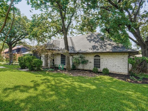 1000  Lynhurst Lane , Denton Texas 76205