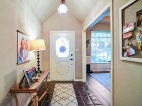 1000  Lynhurst Lane , Denton Texas 76205
