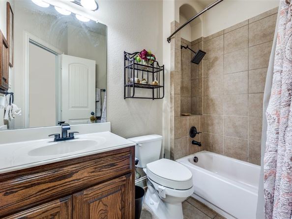 1236  Claire Street , Lantana Texas 76226