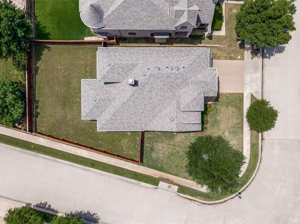 1236  Claire Street , Lantana Texas 76226