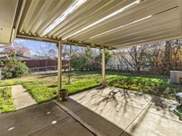 2801  Laramie Street , Irving Texas 75062