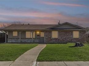 2801  Laramie Street , Irving Texas 75062