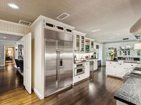 4180  Wilada Drive , Dallas Texas 75220
