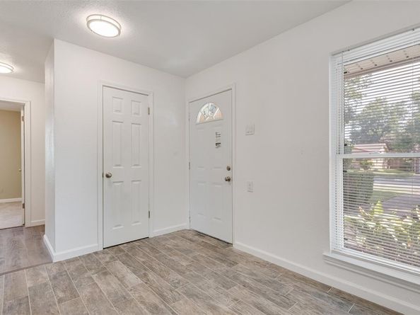 4925  Pinehurst Drive , Garland Texas 75043
