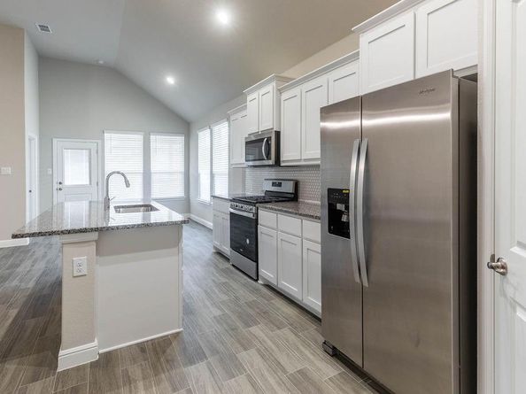 600  Hogan Drive , Denton Texas 76210