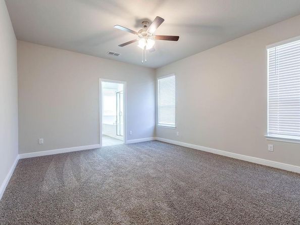 600  Hogan Drive , Denton Texas 76210