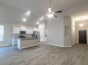 600  Hogan Drive , Denton Texas 76210