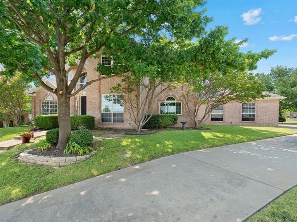 8801  Saint Annes Court , Fort Worth Texas 76179