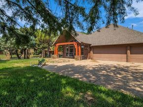 881  Winchester Drive , Lewisville Texas 75056