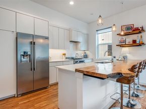 4608  Coles Manor Place  201, Dallas Texas 75204