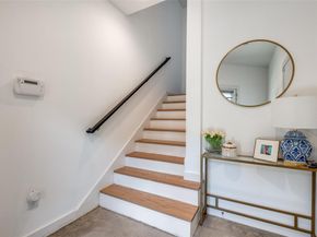 4608  Coles Manor Place  201, Dallas Texas 75204
