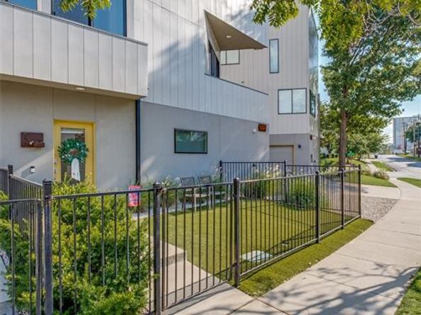 4608  Coles Manor Place  201, Dallas Texas 75204