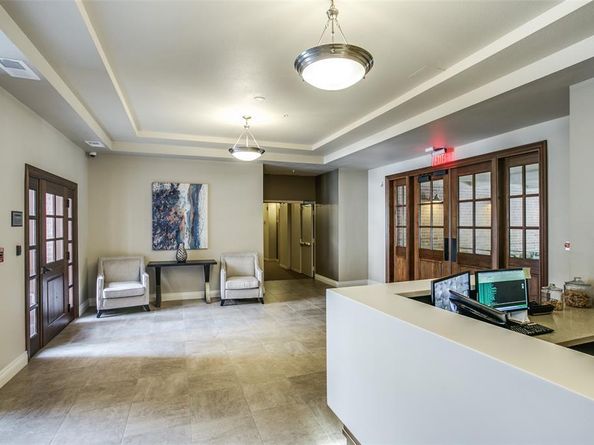 2305  Worthington Street  104, Dallas Texas 75204