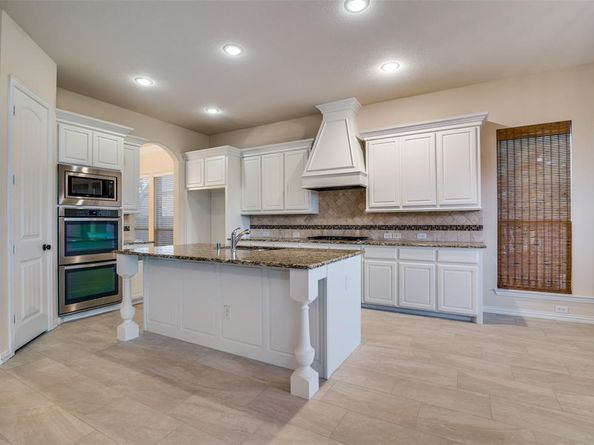 794  Featherstone Drive , Rockwall Texas 75087