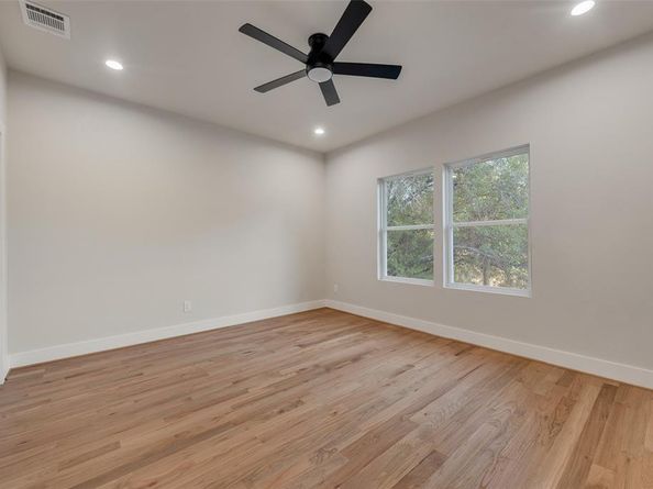 1623  Lansford Avenue , Dallas Texas 75224