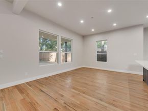1623  Lansford Avenue , Dallas Texas 75224