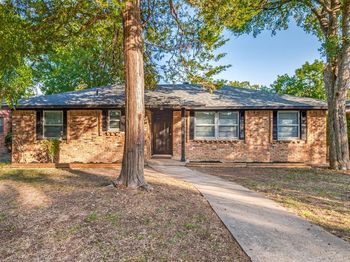 4316  Oak Trail 