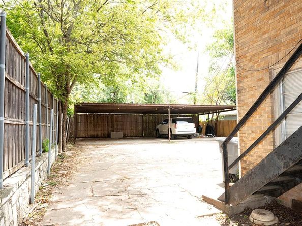 6250  Palo Pinto Avenue , Dallas Texas 75214
