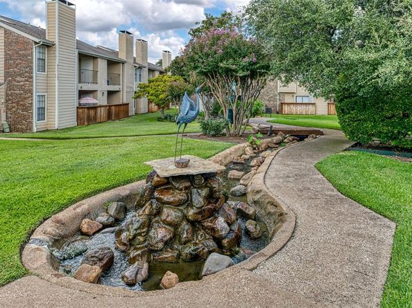 4748  Old Bent Tree Lane  1601, Dallas Texas 75287