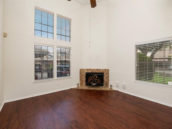 4748  Old Bent Tree Lane  1601, Dallas Texas 75287