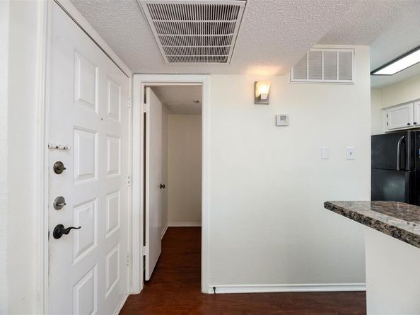 4748  Old Bent Tree Lane  1601, Dallas Texas 75287