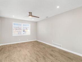 714  Pleasant Valley Road , Garland Texas 75040