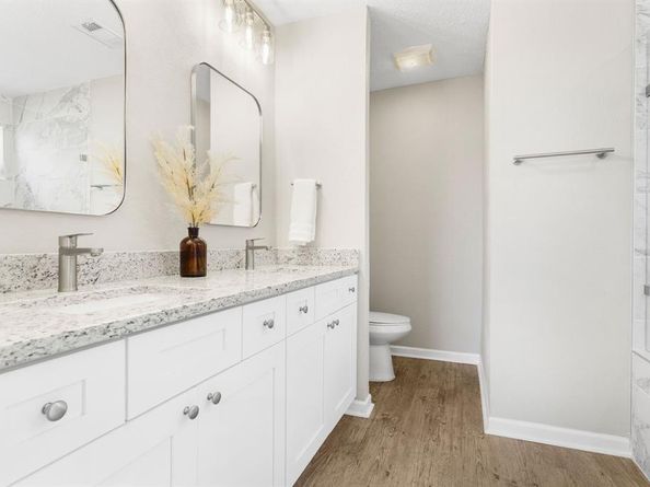 714  Pleasant Valley Road , Garland Texas 75040
