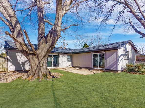 714  Pleasant Valley Road , Garland Texas 75040