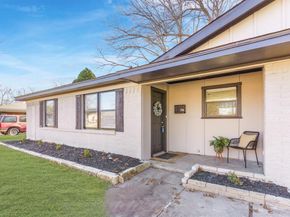 714  Pleasant Valley Road , Garland Texas 75040