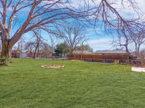 714  Pleasant Valley Road , Garland Texas 75040