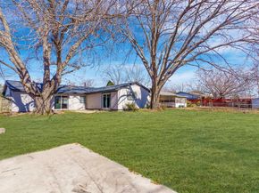 714  Pleasant Valley Road , Garland Texas 75040