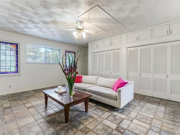 9735  Cloister Drive , Dallas Texas 75228