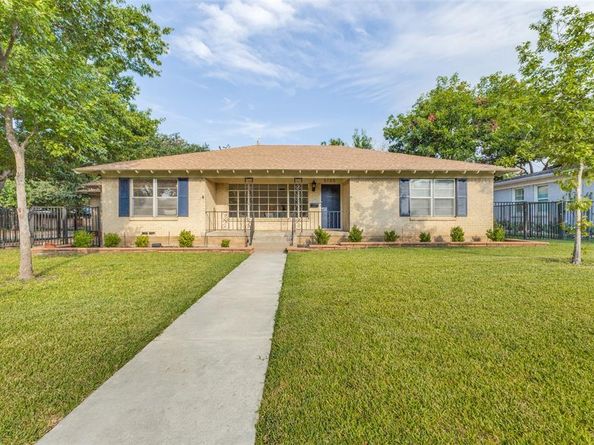 9735  Cloister Drive , Dallas Texas 75228