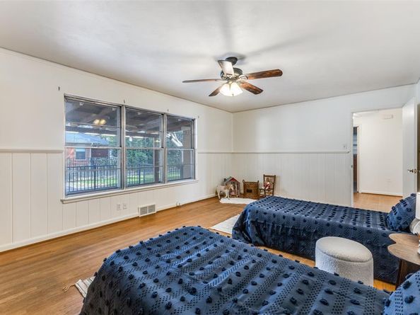 9735  Cloister Drive , Dallas Texas 75228