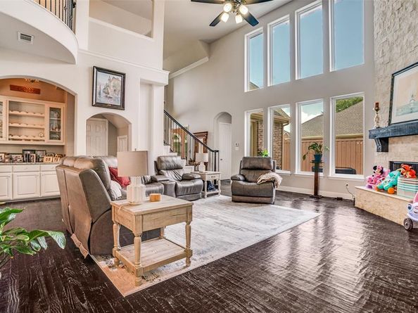 1221  Bridgeway Lane , Allen Texas 75013