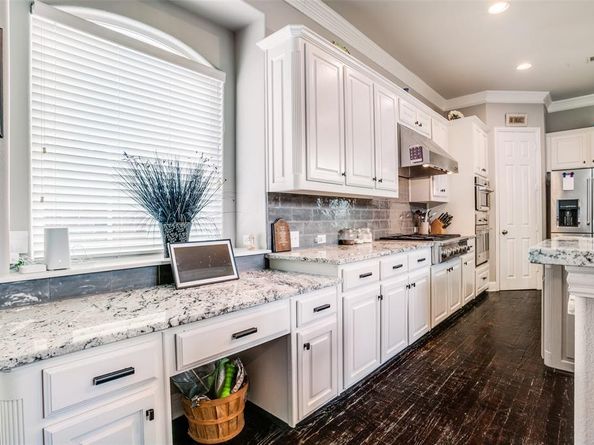 1221  Bridgeway Lane , Allen Texas 75013